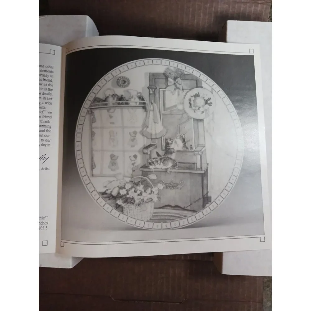 NEW. Knowles Collector's Cat Plates 1991, PLATE FIVE (8